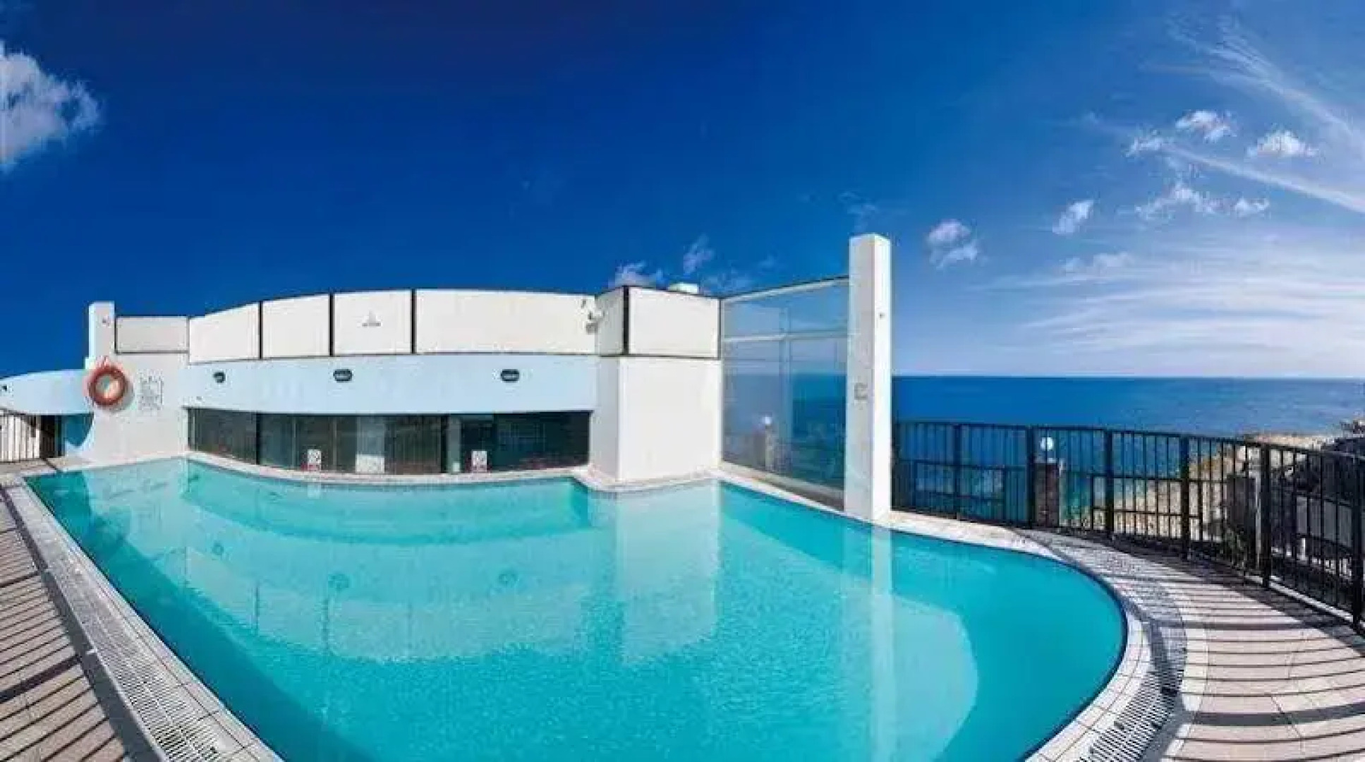 The New Tower Palace Hotel