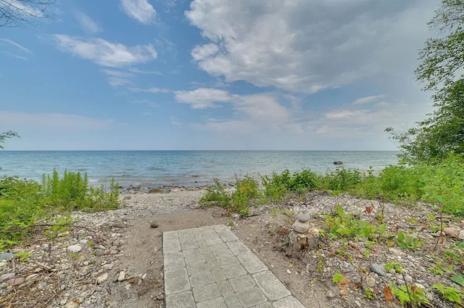 Cheboygan Getaway w/ Fire Pit & Lake Access!