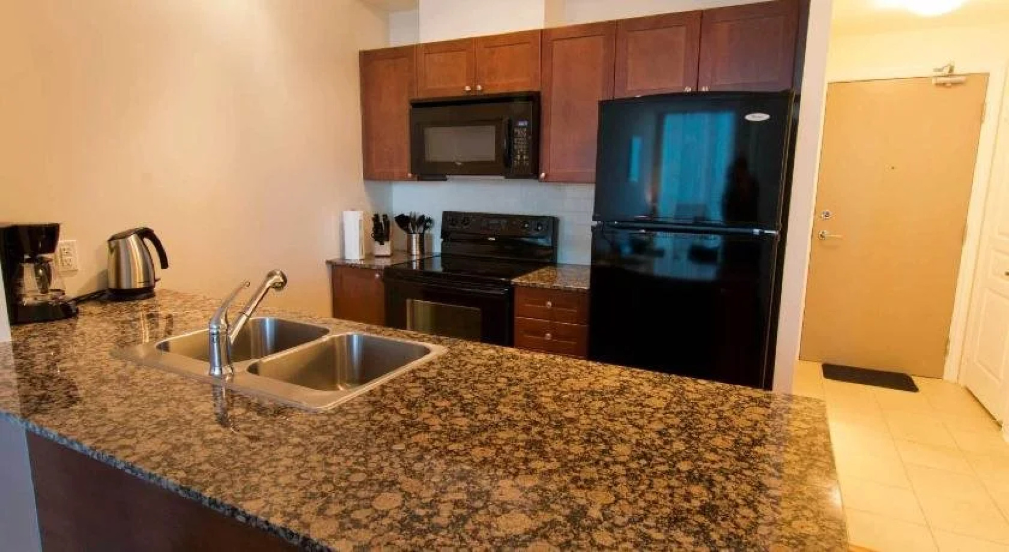 Maplewood Furnished Suites