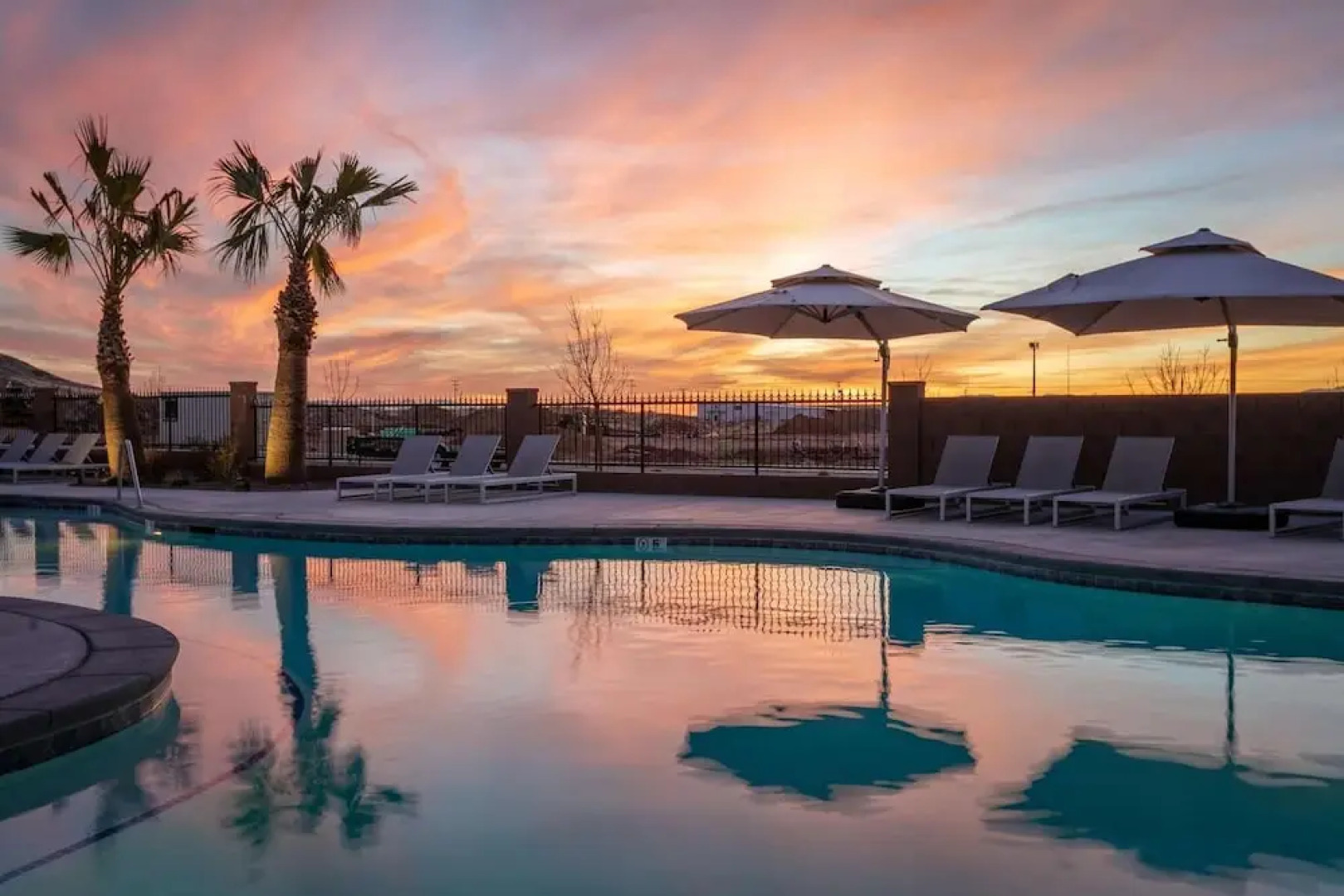 Zion's Paradise 6 Bedroom Townhouse