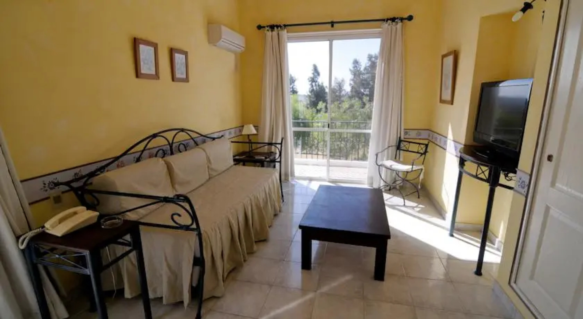 Solanas Termas de Dayman