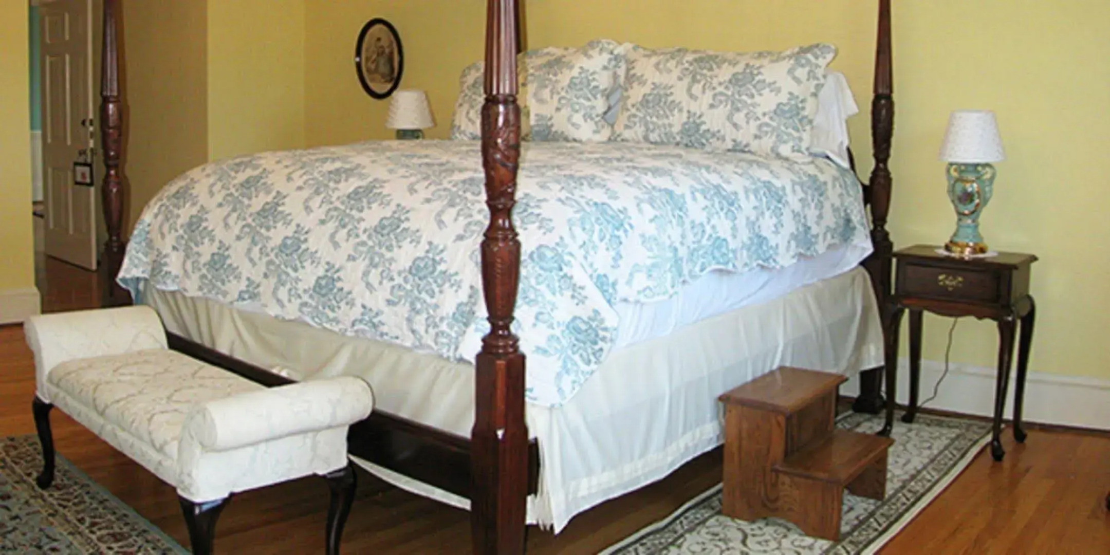 Hill Crest Bed & Breakfast