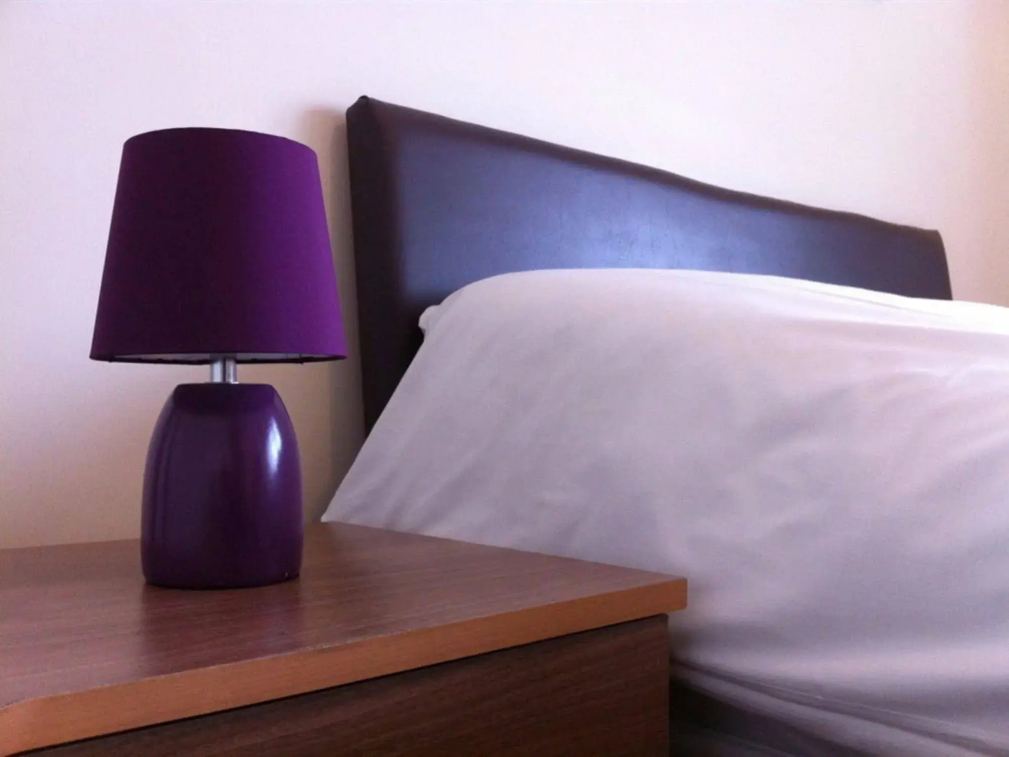 Three Bridges B & B - Gatwick