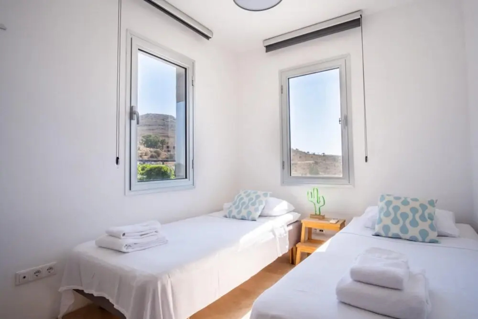 Refreshing House With Shared Pool in Gumusluk