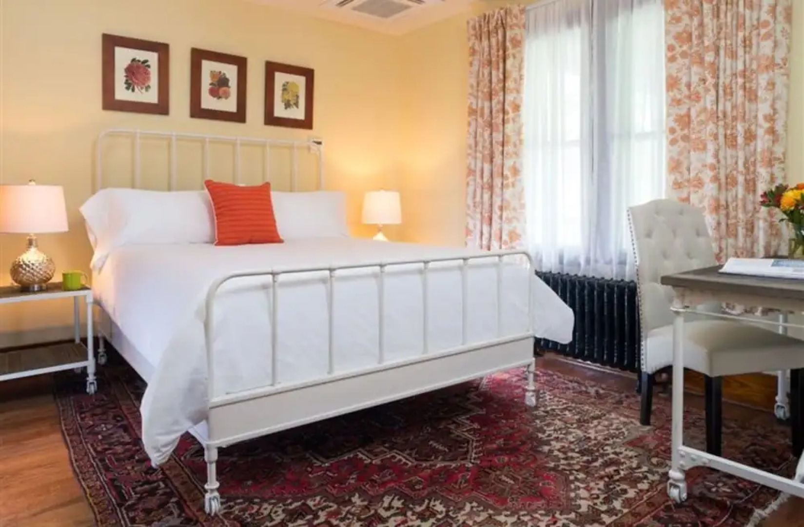 The Cottage in the Pines