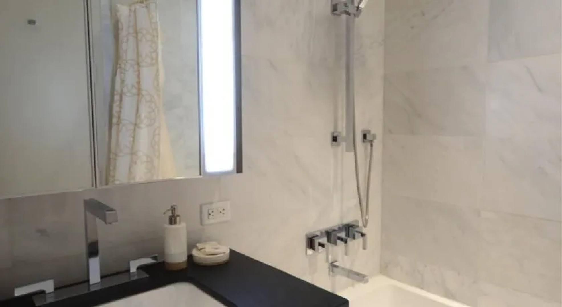 Luxury Studio Apartment