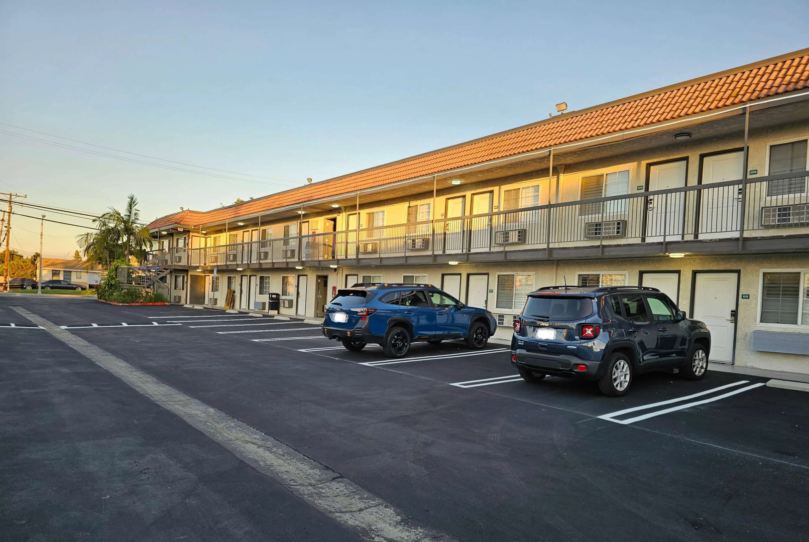 Travelodge by Wyndham Fullerton Near Anaheim