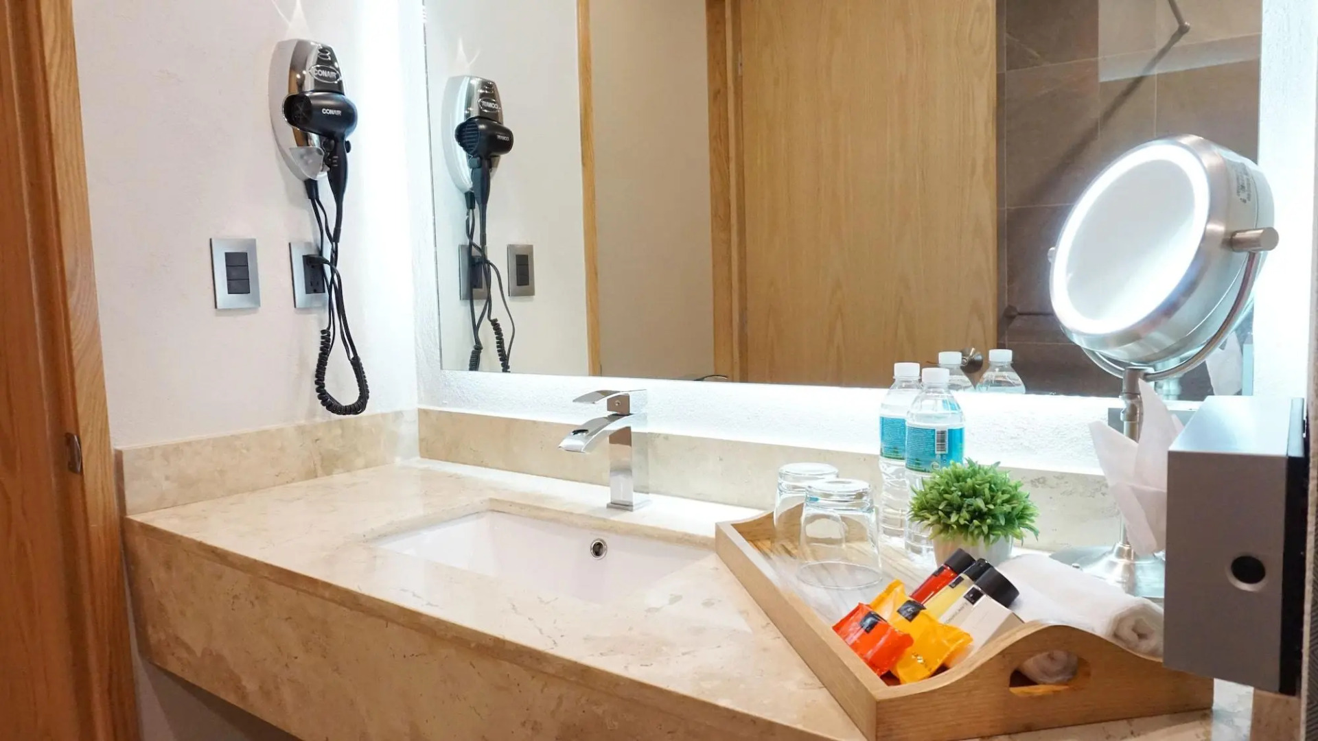 Hit Hoteles Aeropuerto Puebla