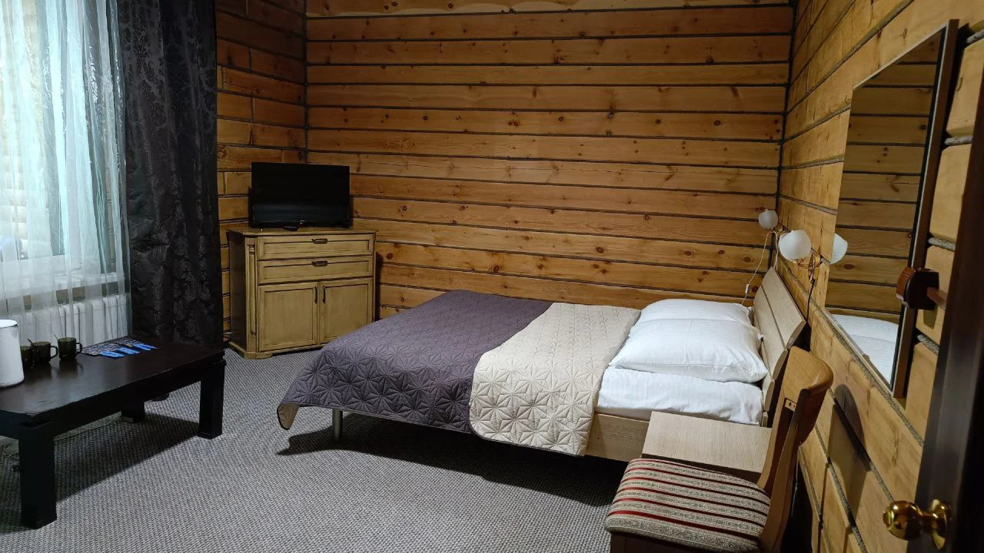 Отель «Золотые пески»