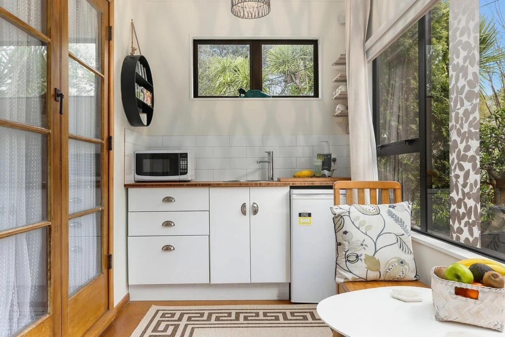 A Relaxed Haven by the sea