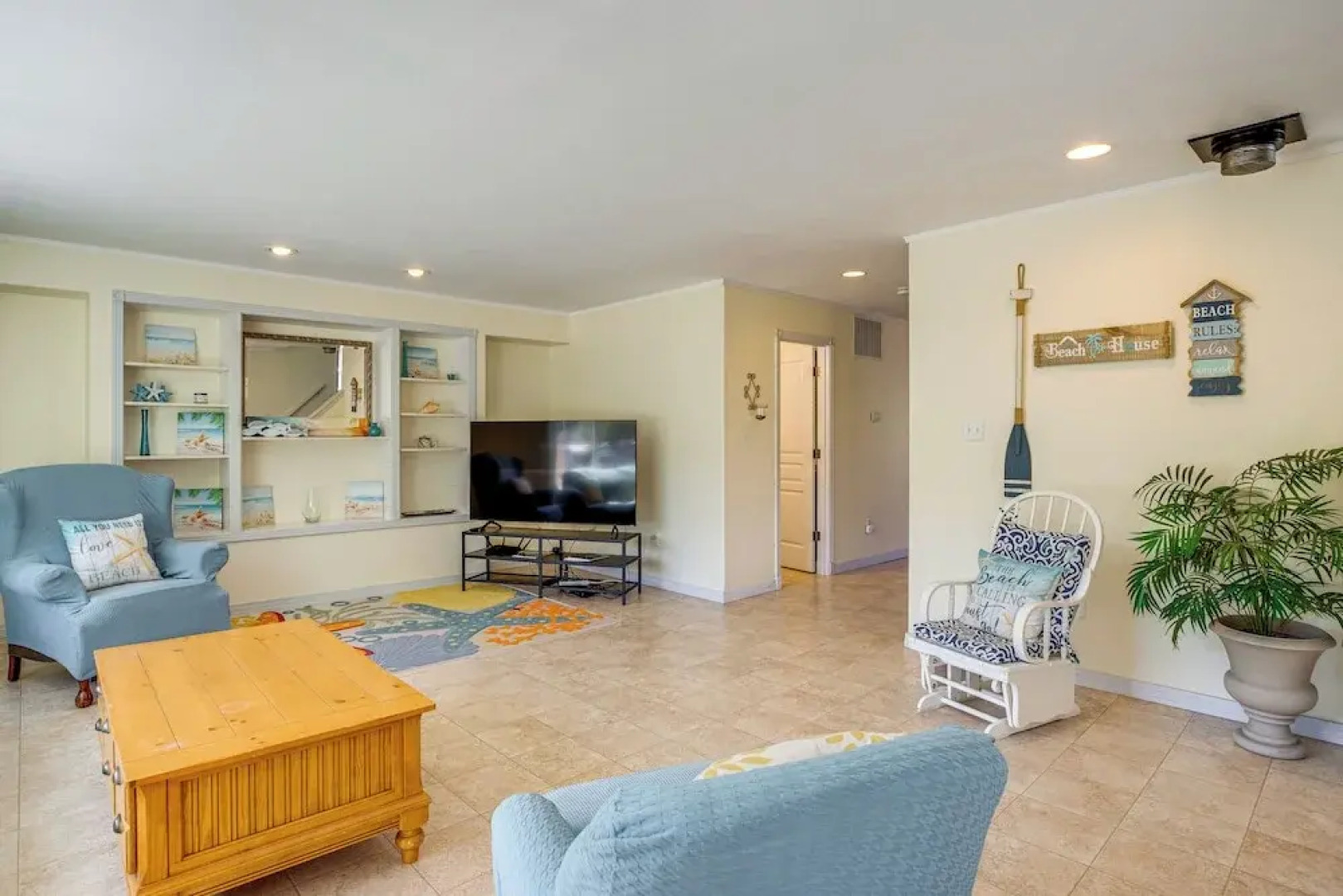 Walk to Shore: Home w/ Deck in Rockaway Beach!