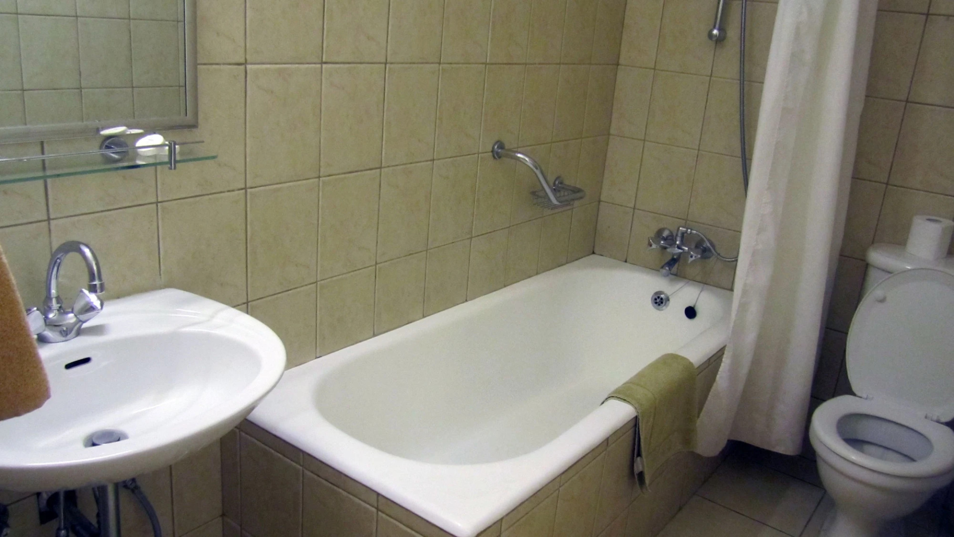 Senator Hotel Apartments - Adults Only