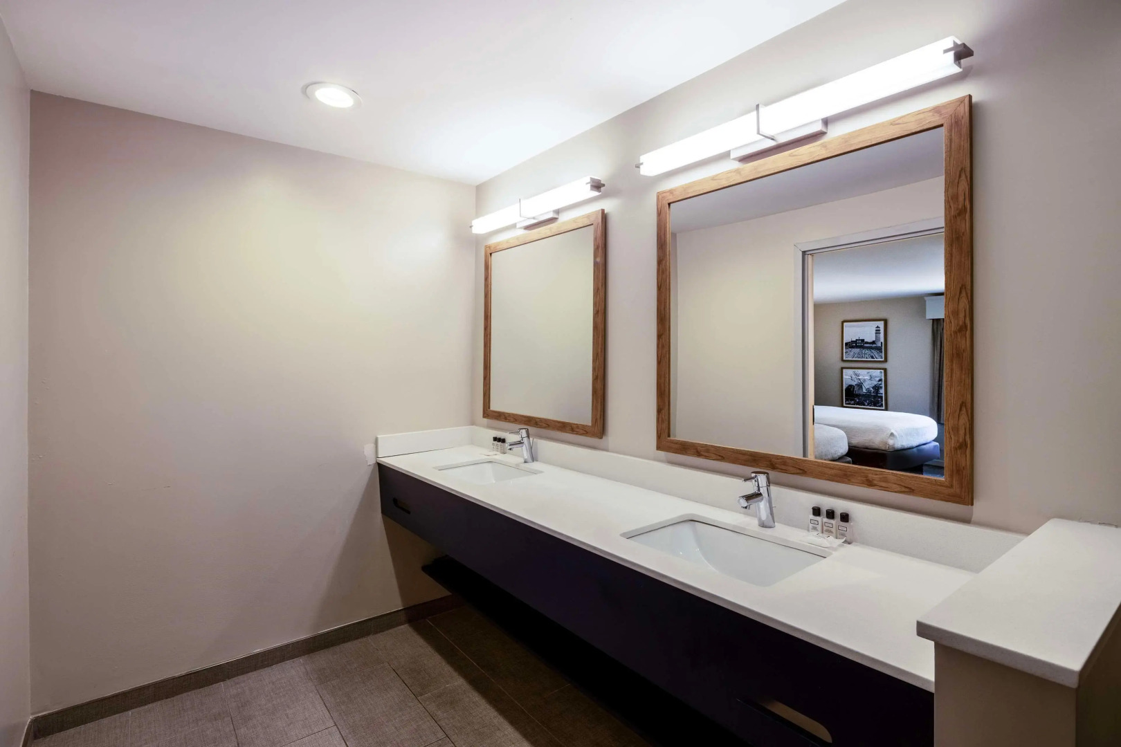 Aiden by Best Western Cape Cod - West Yarmouth