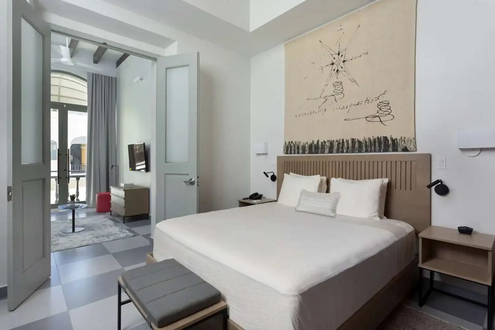 Palacio Provincial San Juan, Curio Collection by Hilton