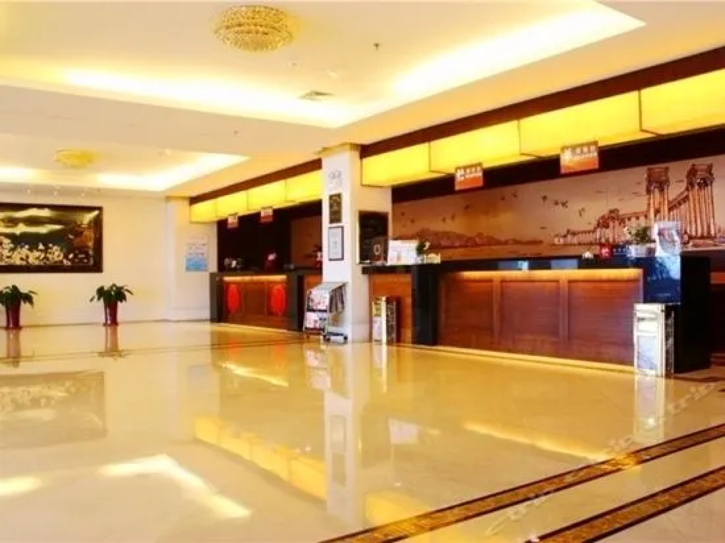 Junhui Jianguo Hotel