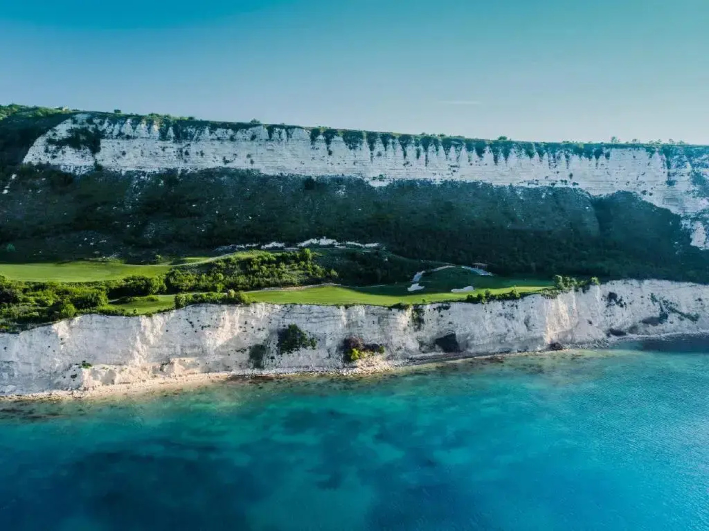 Thracian Cliffs Owners Apartments