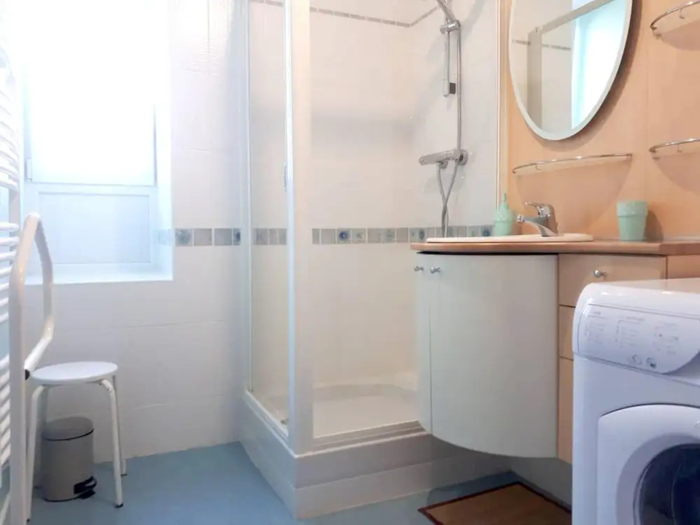 Apartment with 2 Bedrooms in la Bourboule, with Balcony - 4 Km From the Slopes