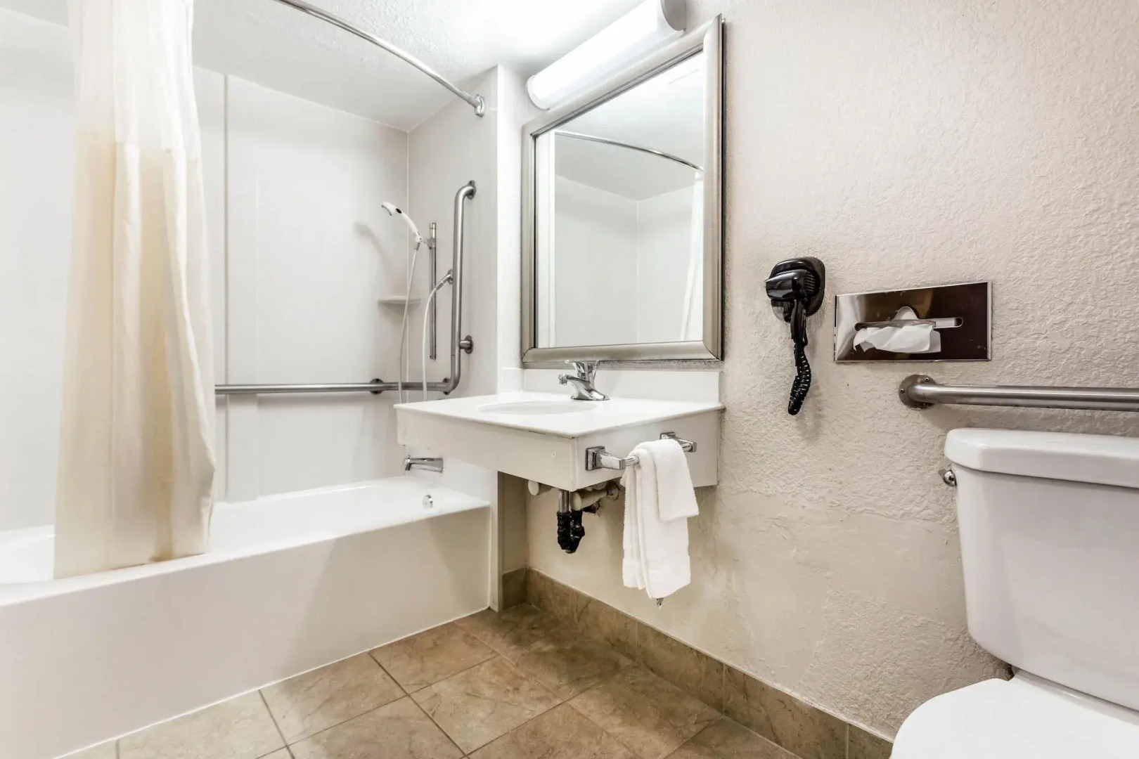 Quality Inn Charlotte Airport