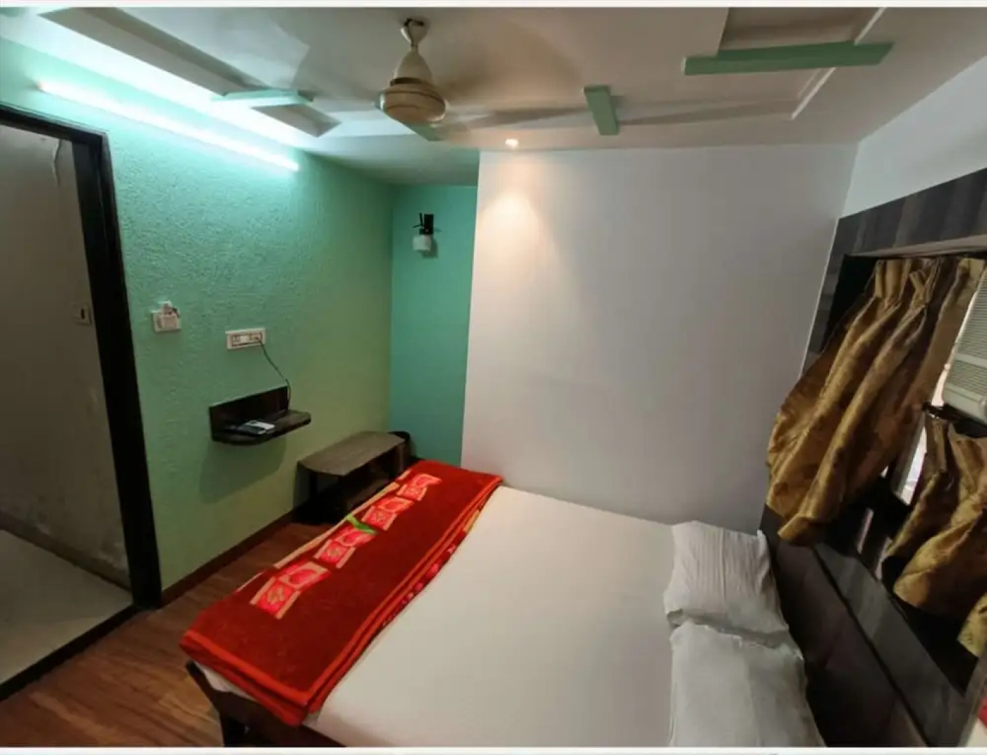 OYO 3552 Hotel Broadway