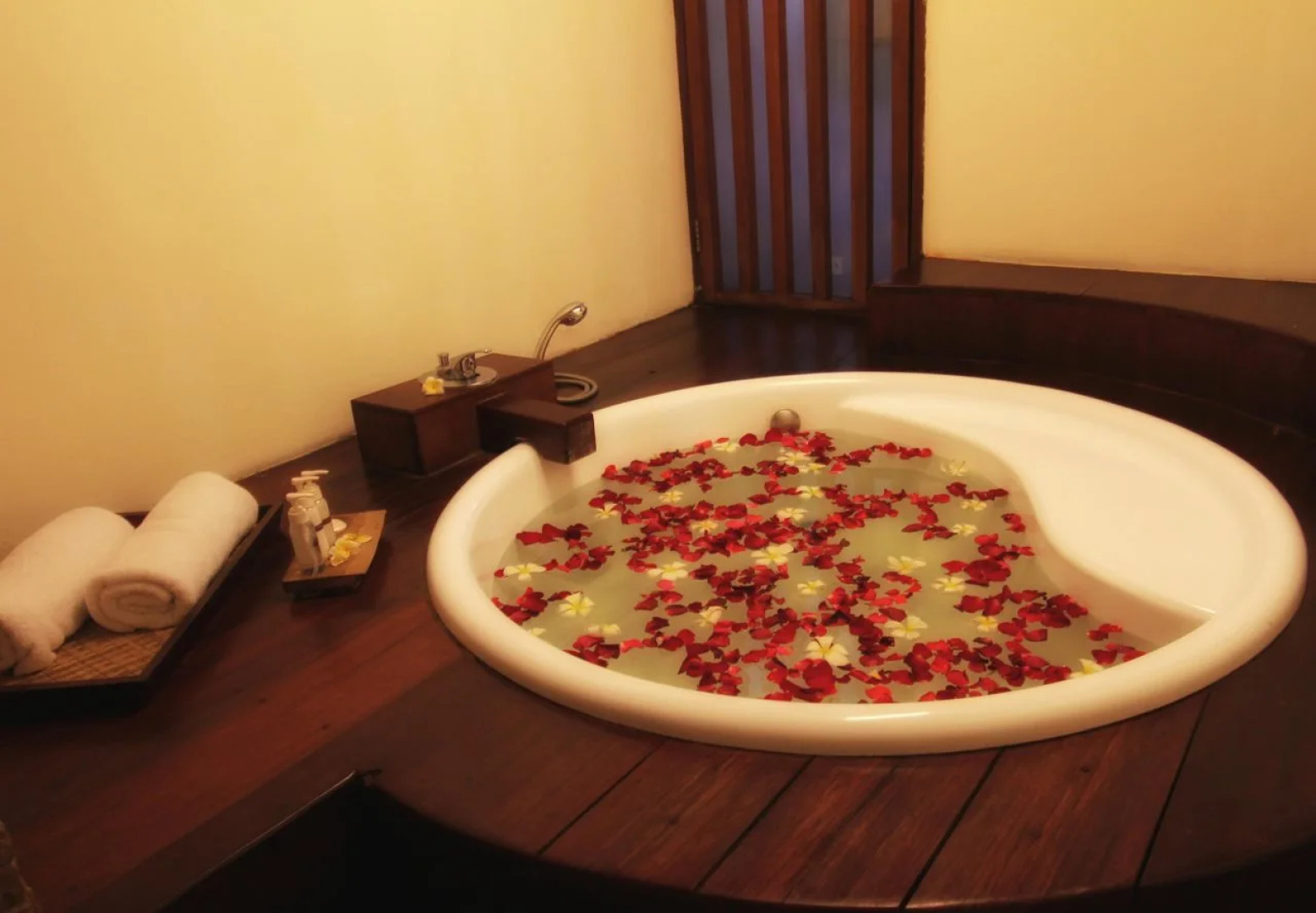 Grand Akhyati Villas & Spa