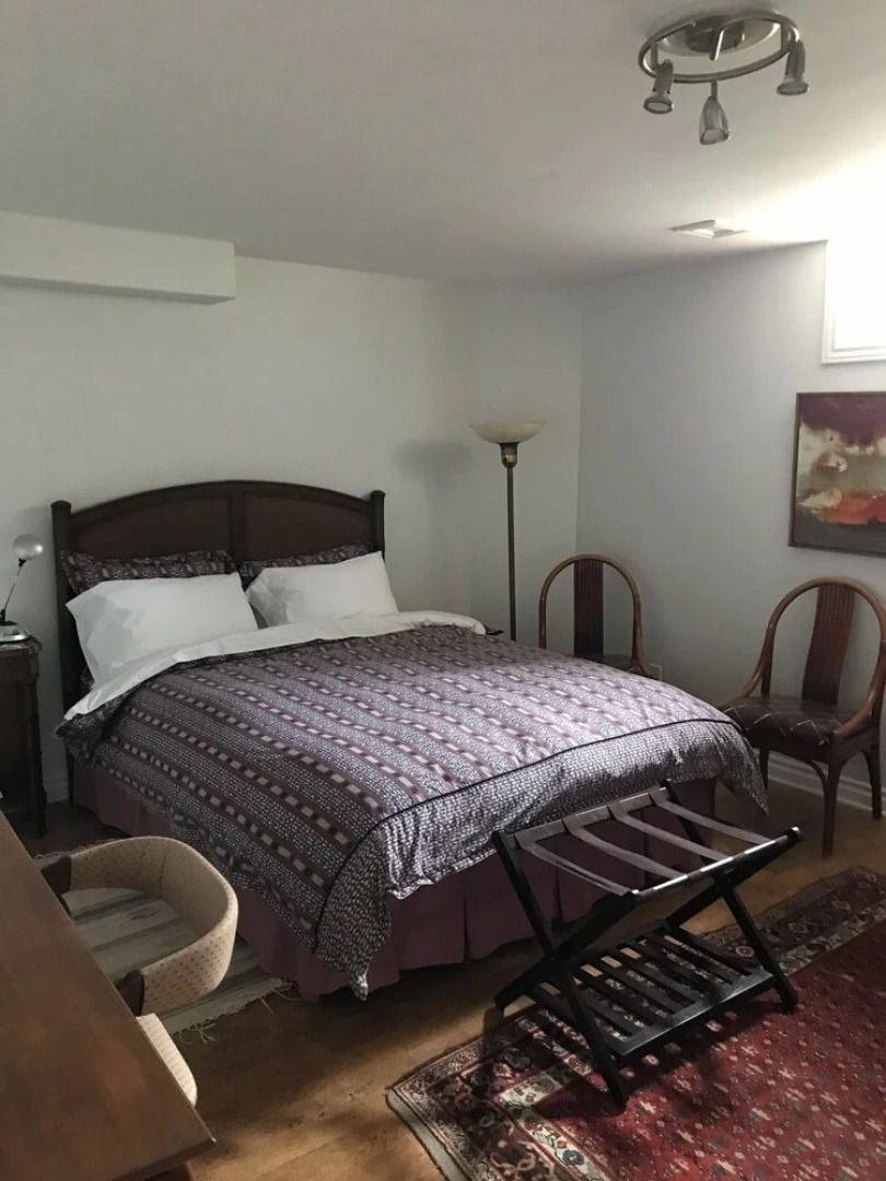 Modern Bungalow Bed and Breakfast