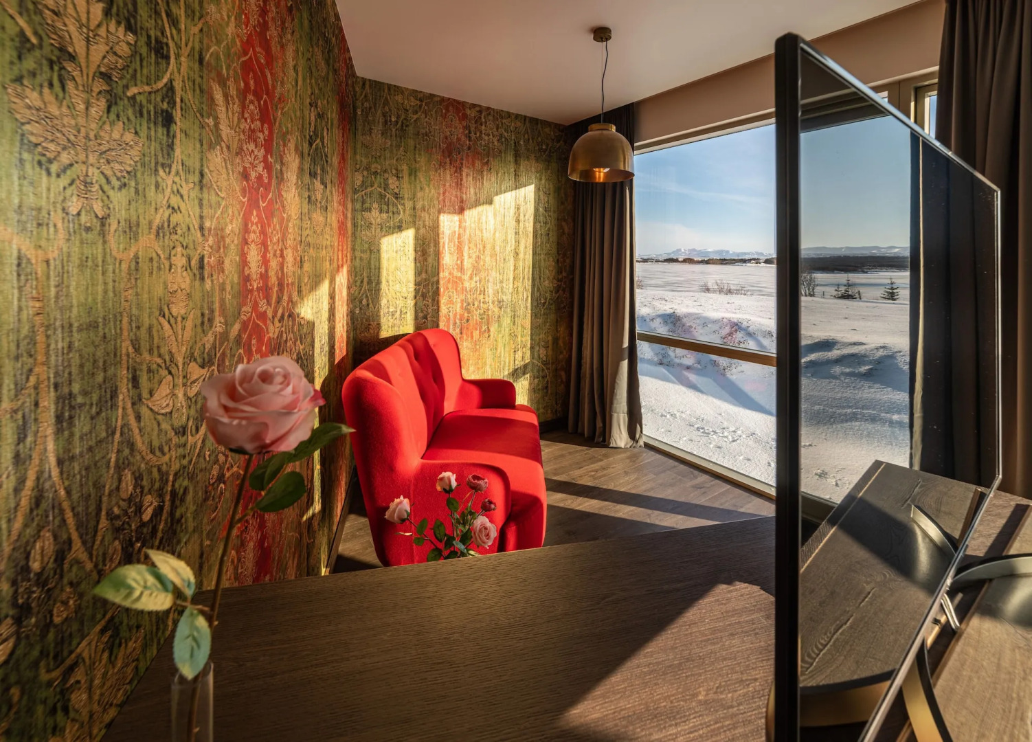 Hotel Kriunes - A city hotel by the lake