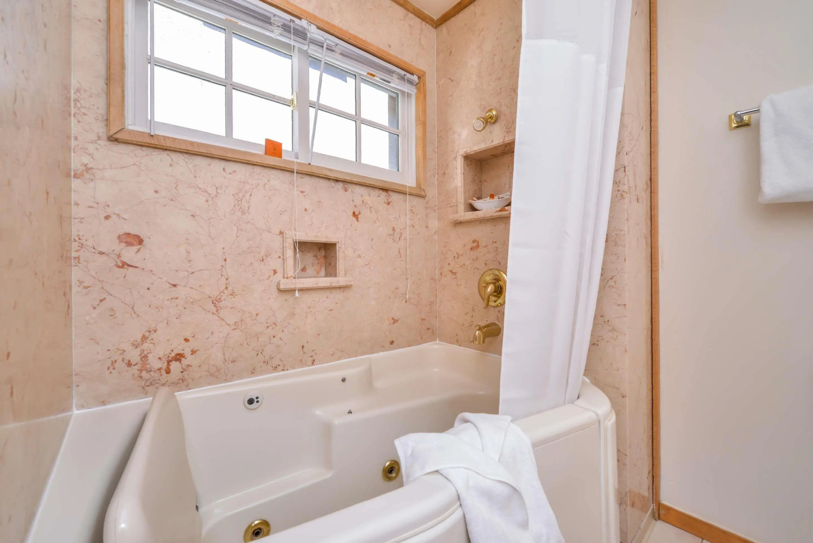 Station House Inn - Near Heavenly Gondola