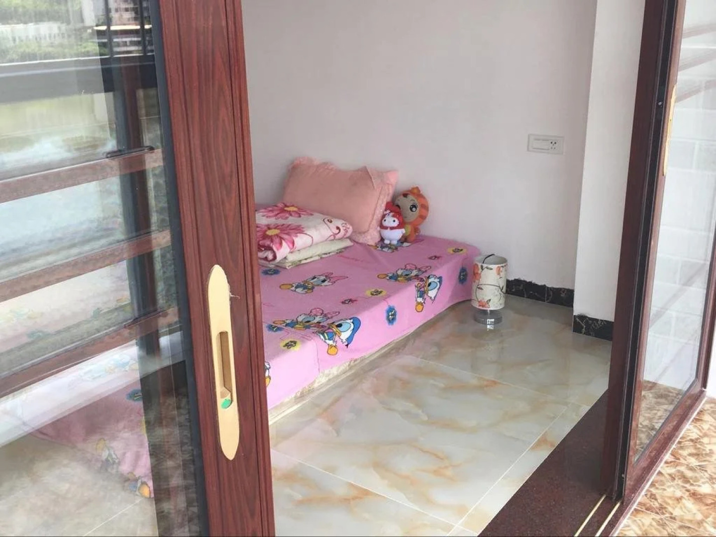 Dandelion Youth Hostel