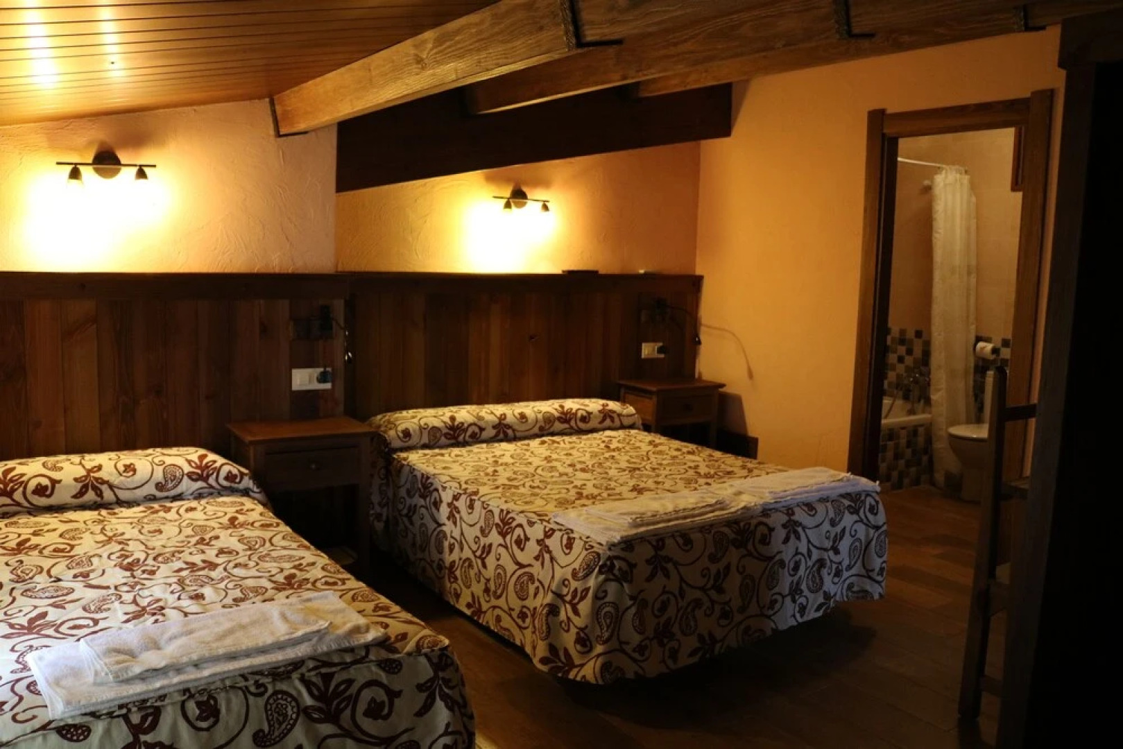 Casa Rural Vallecasar