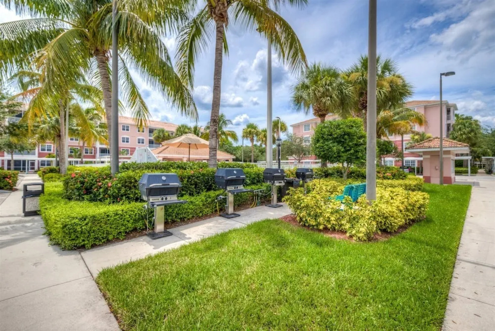 Majestic Palms Condo