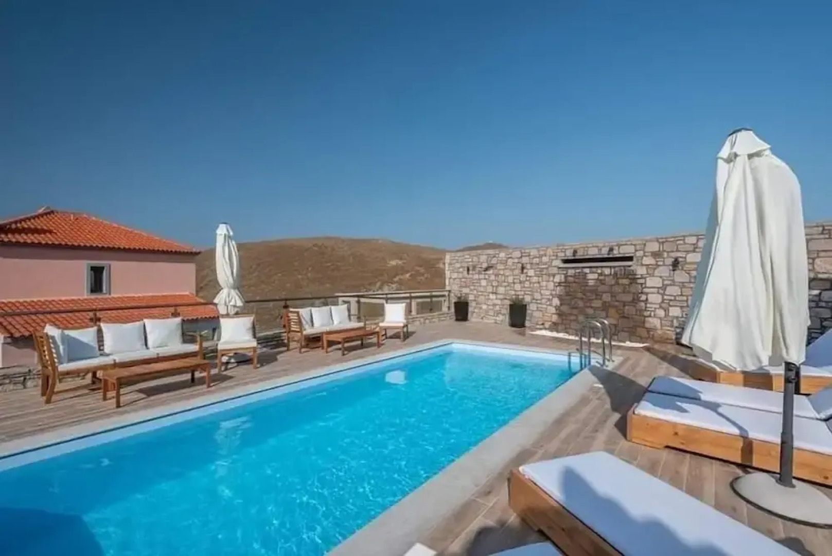 Lithoessa Luxury Apartments