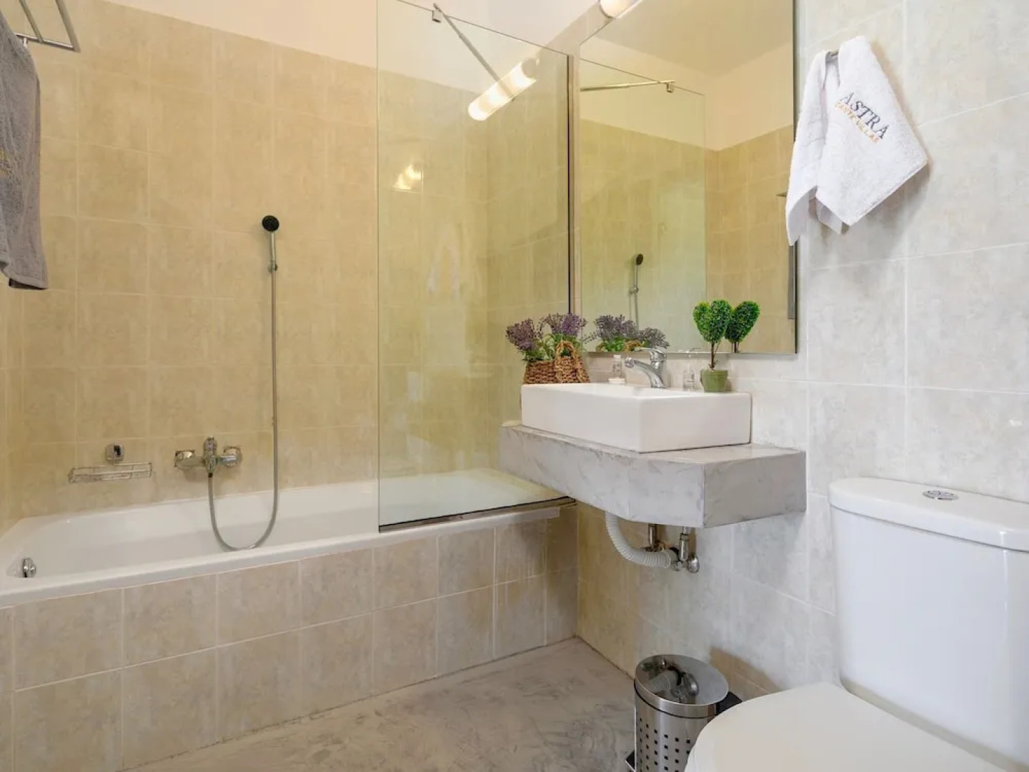 Modern Villa in Volimes with Pool And Parking