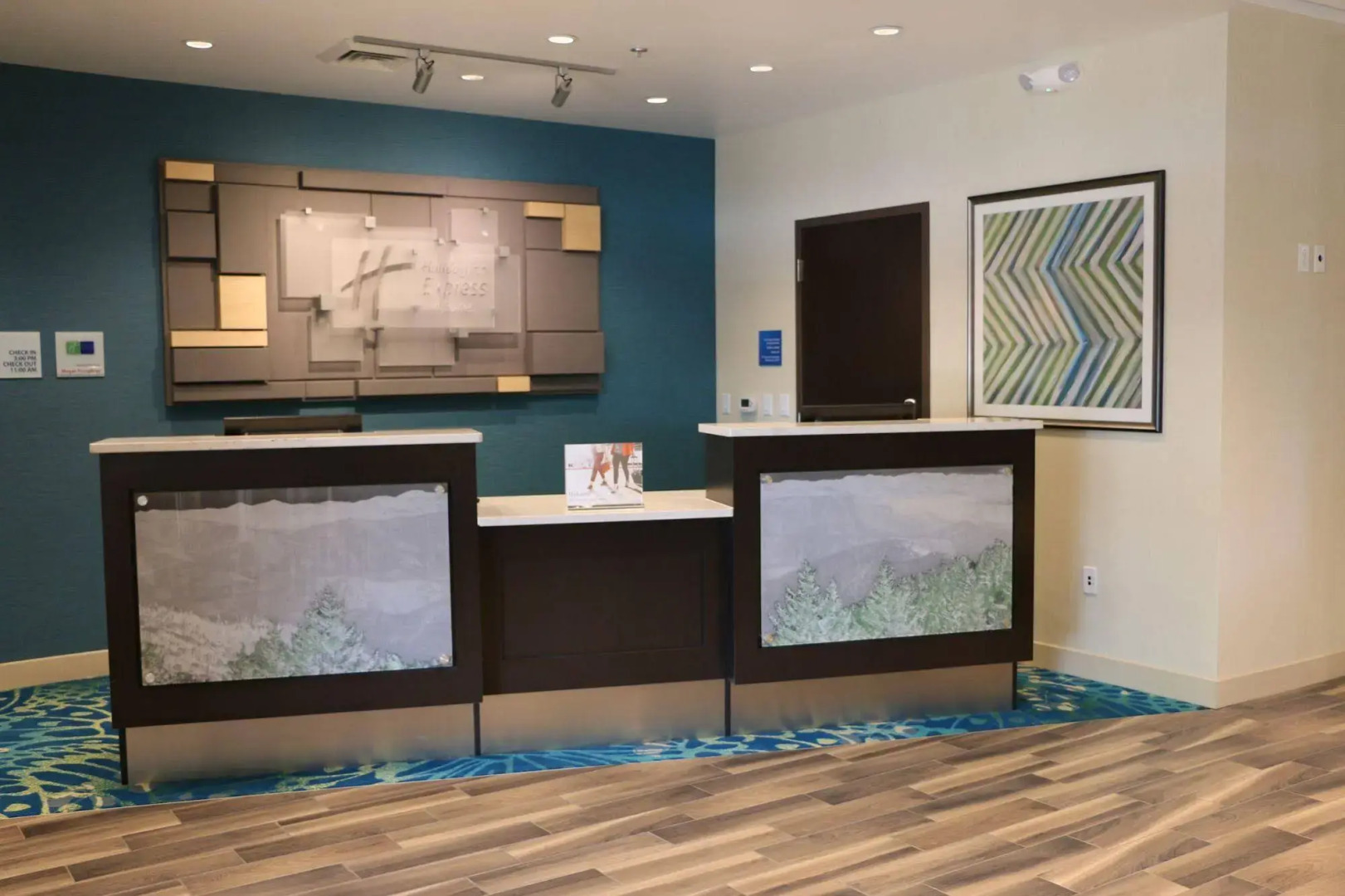 Holiday Inn Express & Suites Hendersonville SE - Flat Rock by IHG