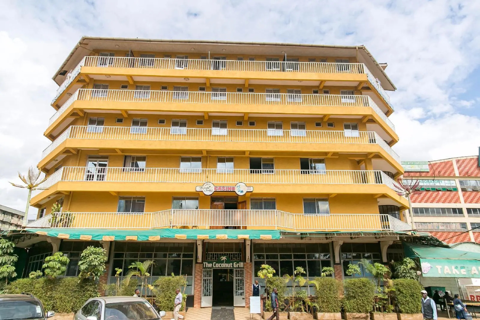 The Coconut Grill Hotel