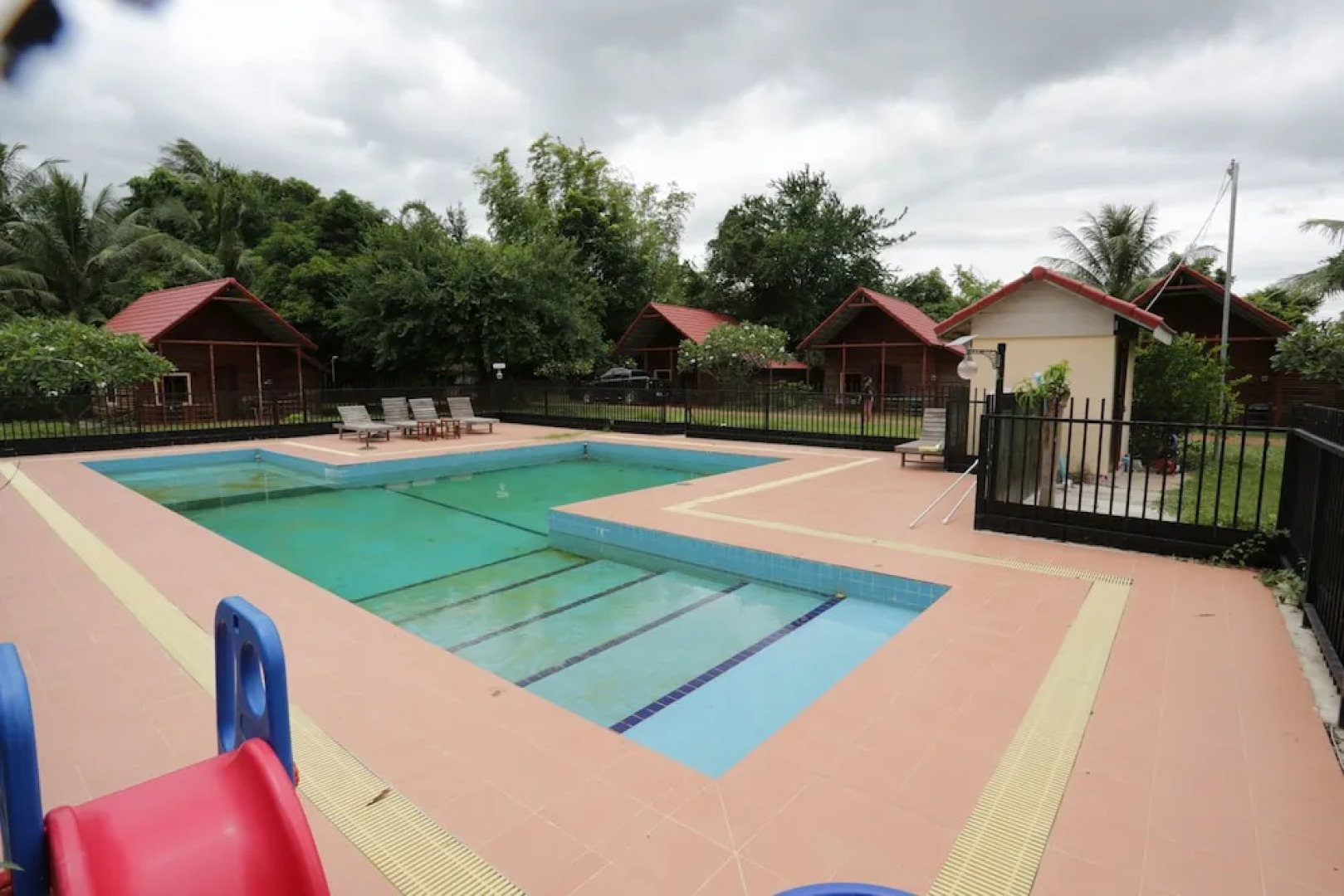 Green Orange Bungalows