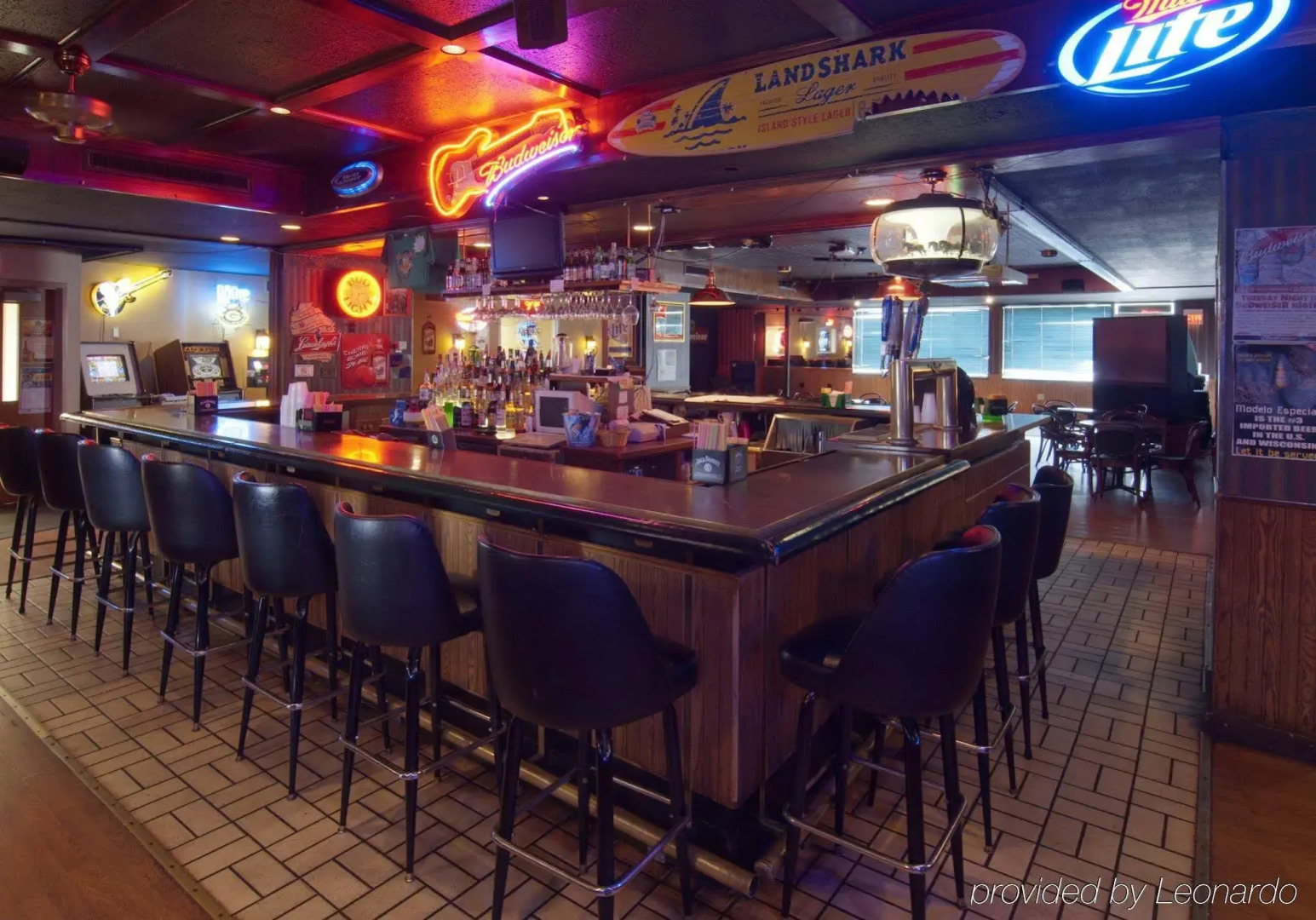 Americas Best Value Inn - Campus View