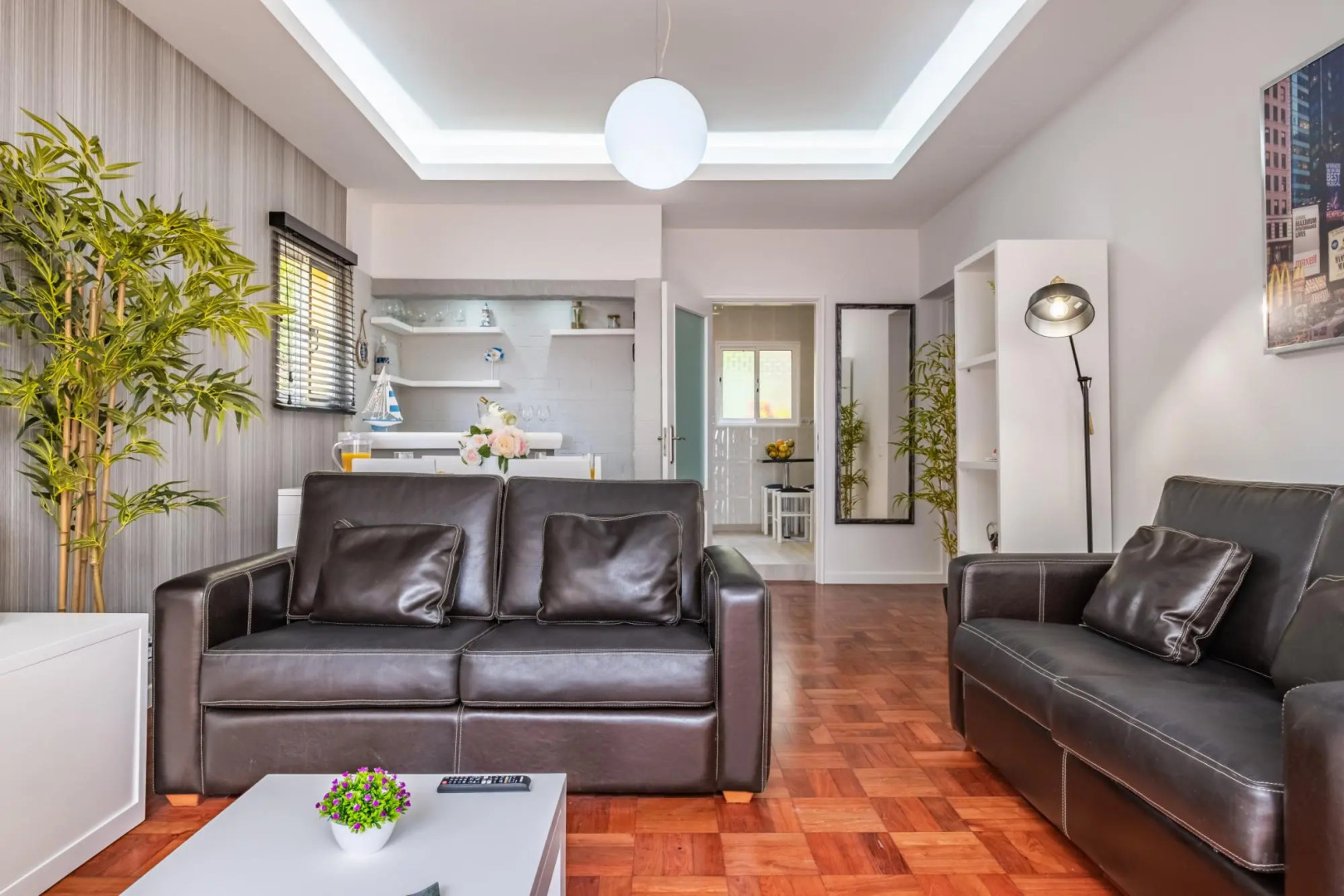 Cani o Sea Garden by Homie