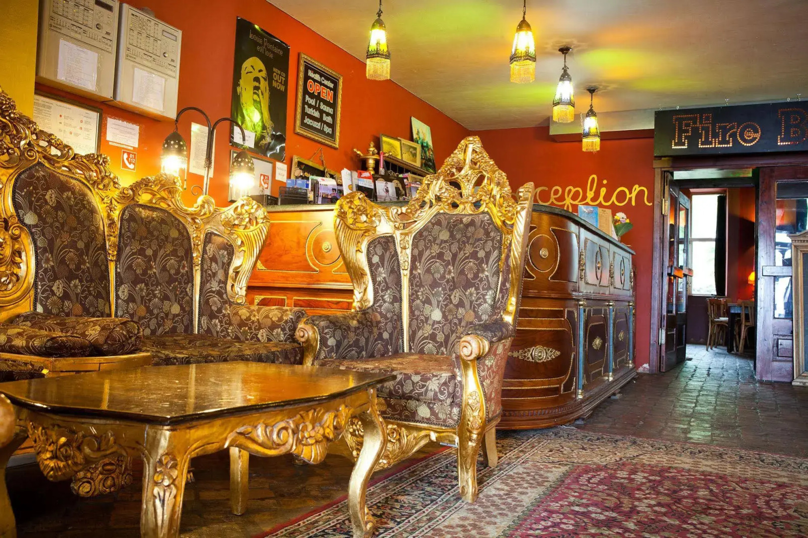 Hotel Fontaine Royal