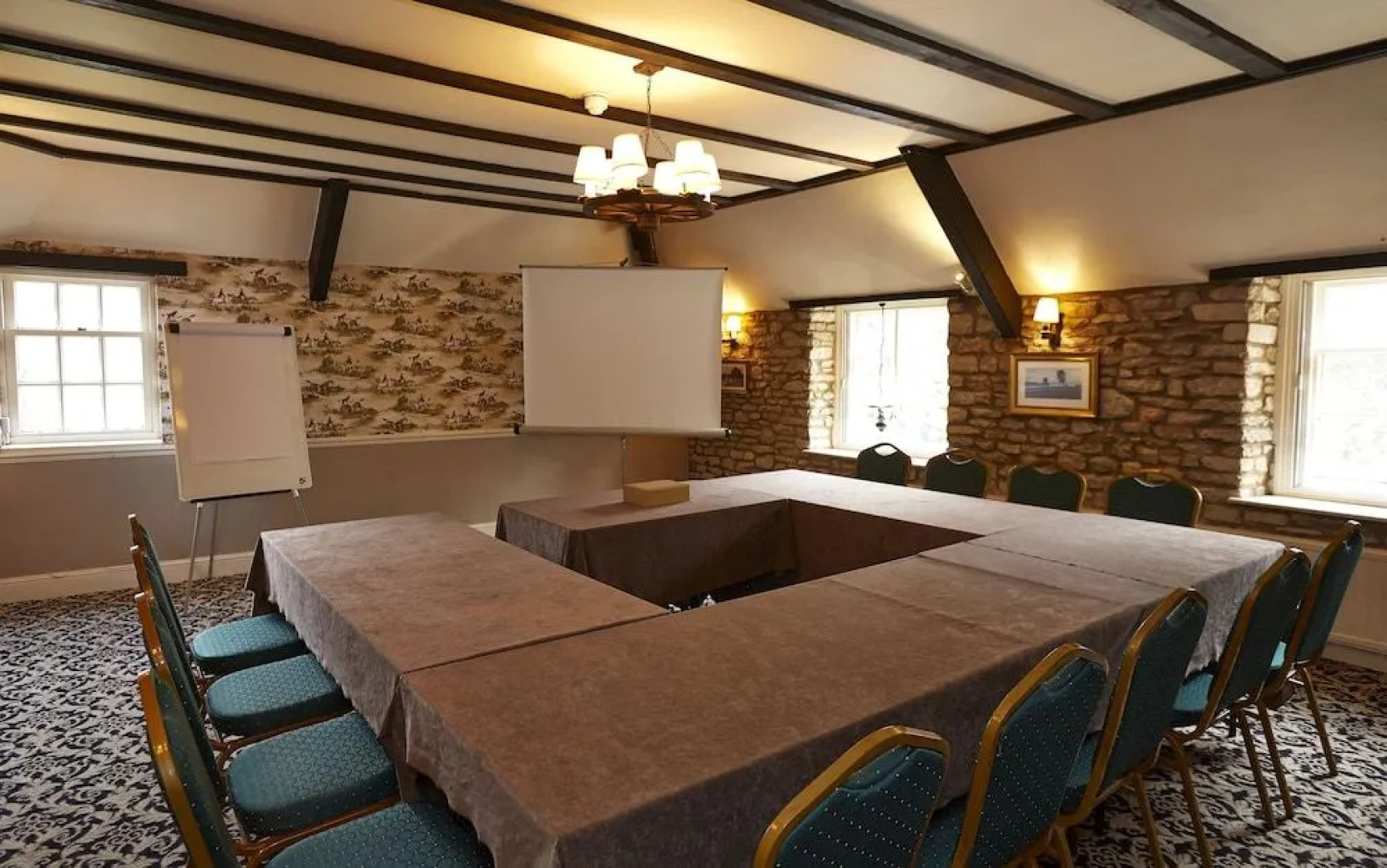 Hunters Hall Tetbury by Greene King Inns