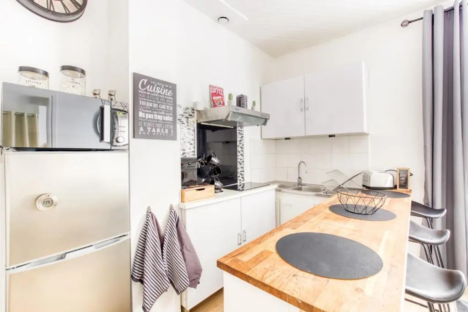 Grand Line - Parking- Métro 5 - Easy Check-in - Netflix - Disney Plus