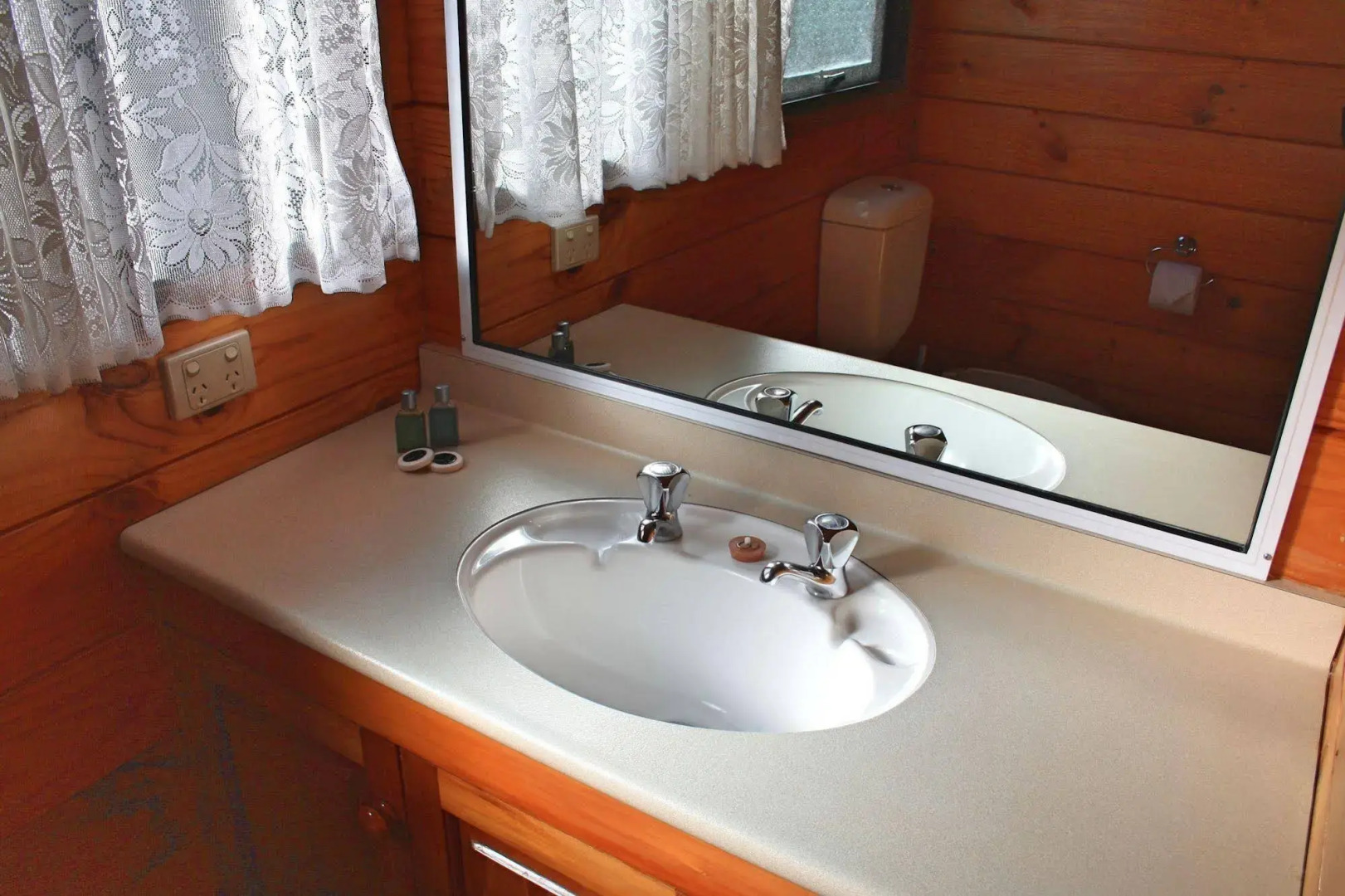 Dii Elduu House & Cottage