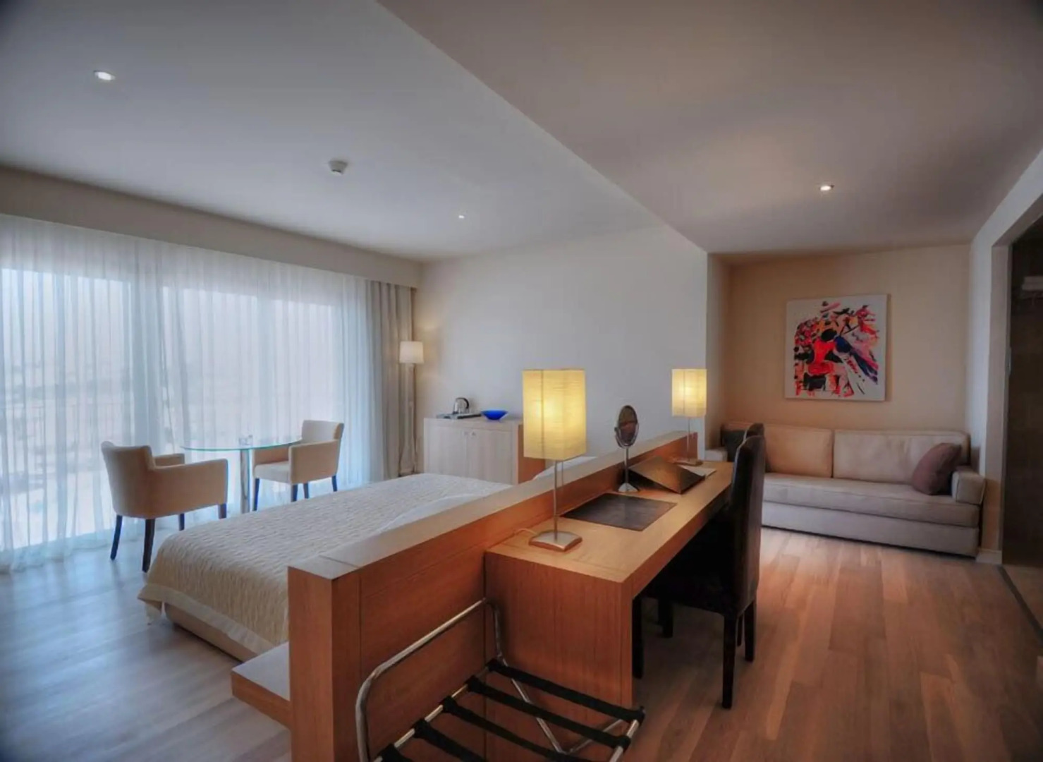 LVZZ Hotel - Boutique Class