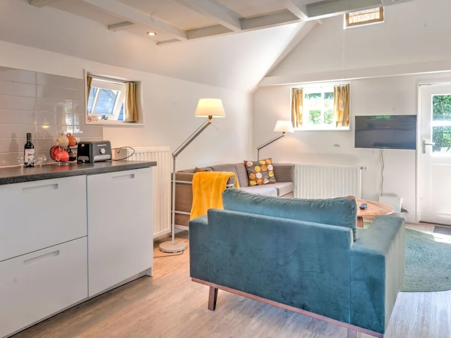 Modern Holiday Home in old Centre of Giethoorn With 2 Hours of Boat use