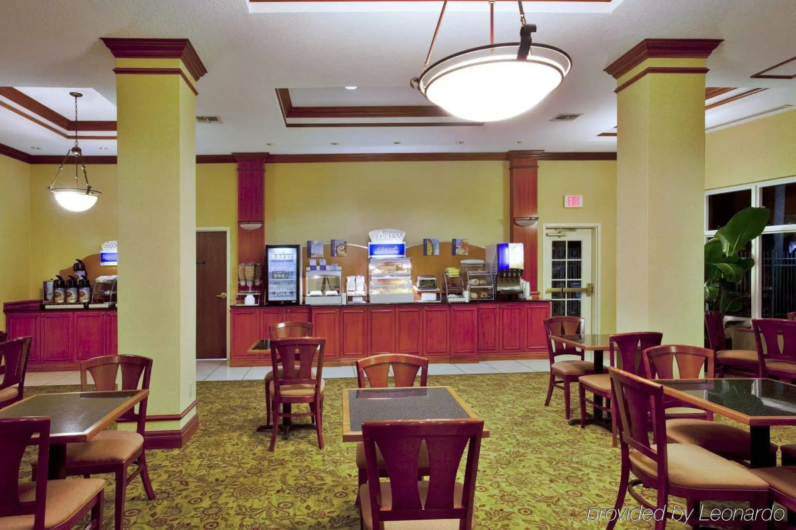 Holiday Inn Express St. Petersburg North (I-275) by IHG