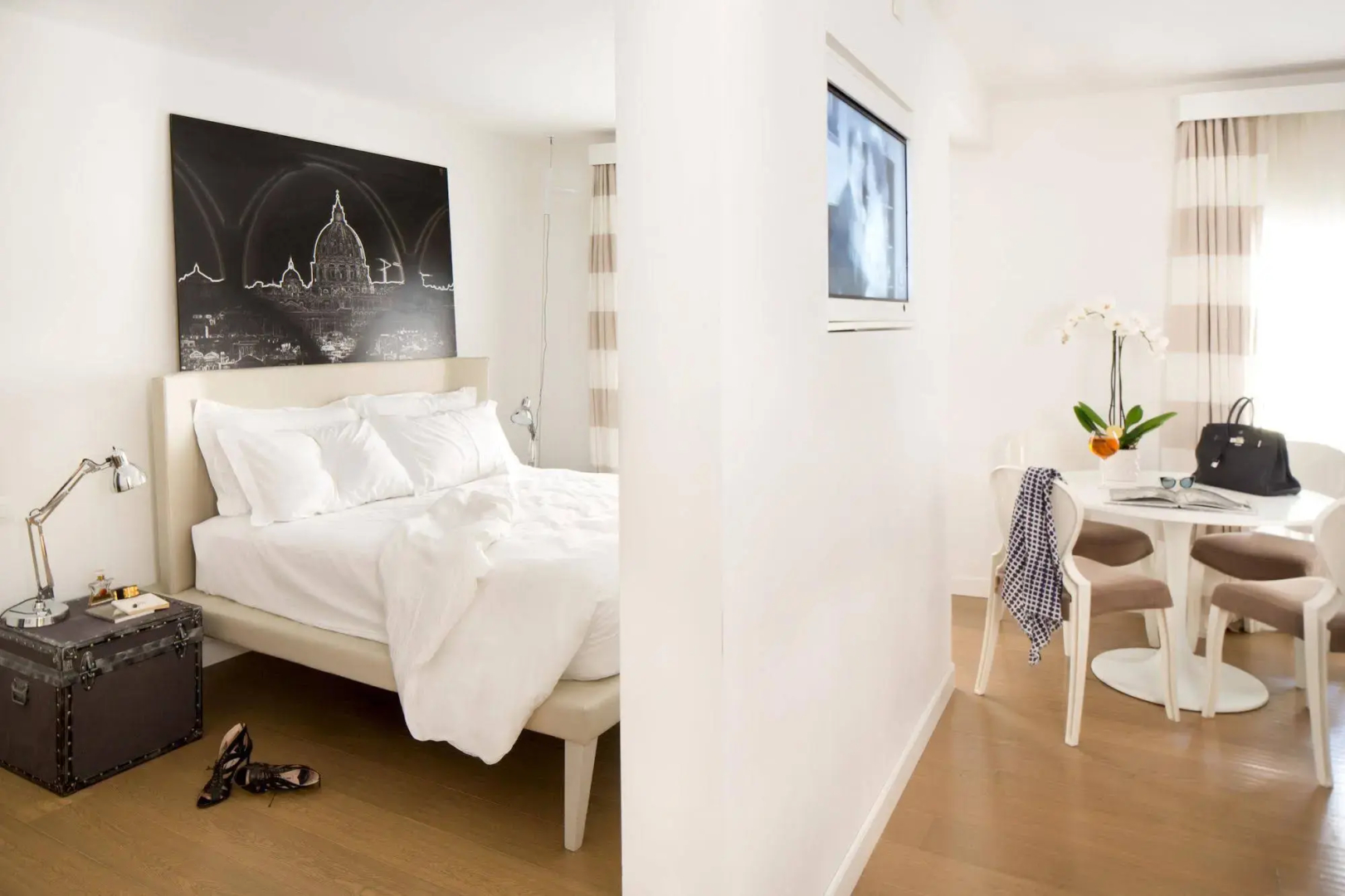 Via Del Corso Home