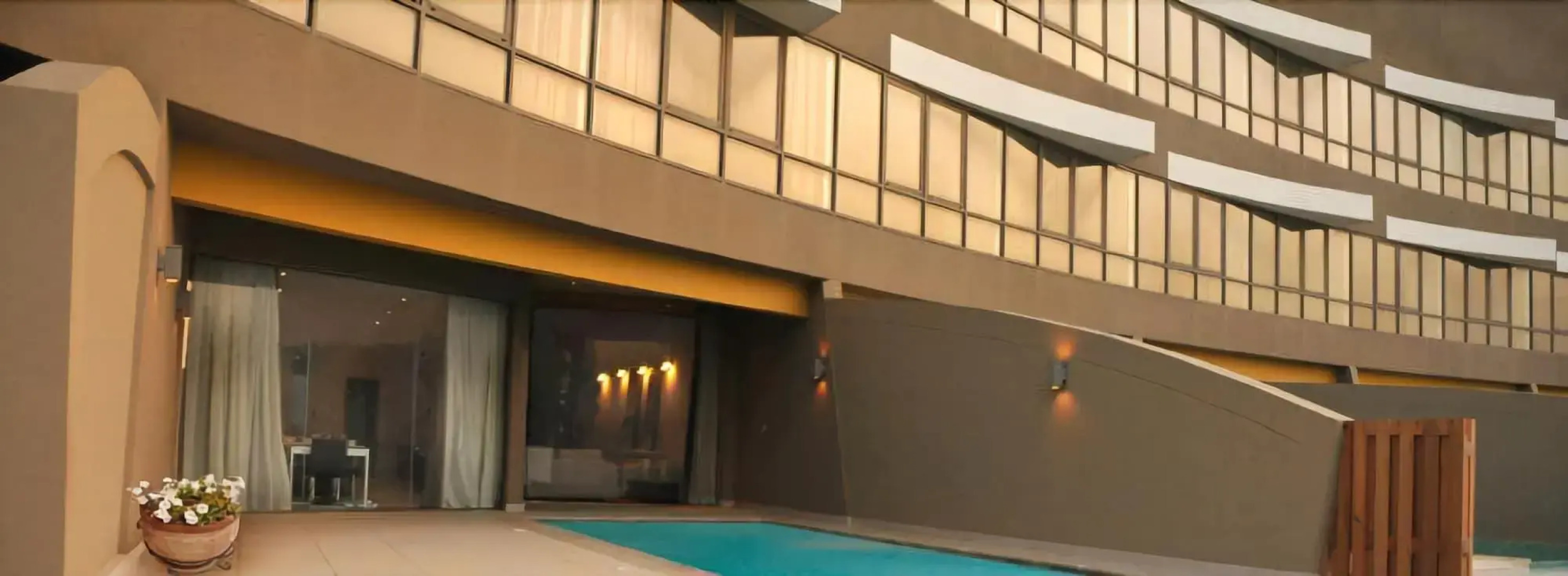 The Dragon Hotel & Resort & Sea Loft Chalets