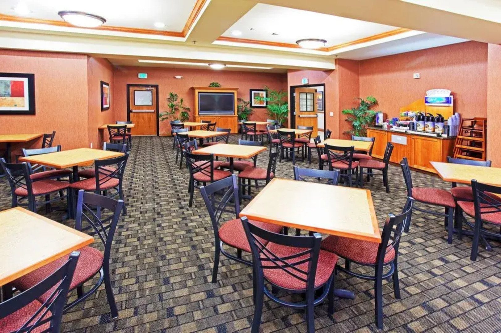 Holiday Inn Express & Suites Vernal - Dinosaurland