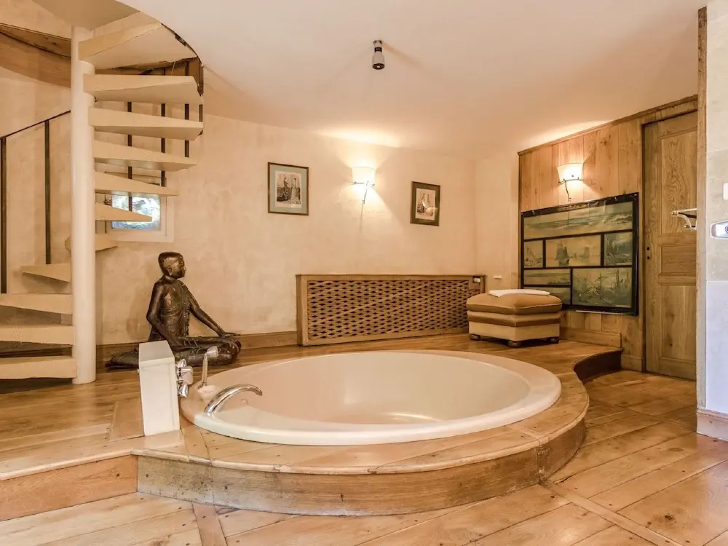 Plushy Villa in Sourzac With Pool, Fitness & Recreation Centre