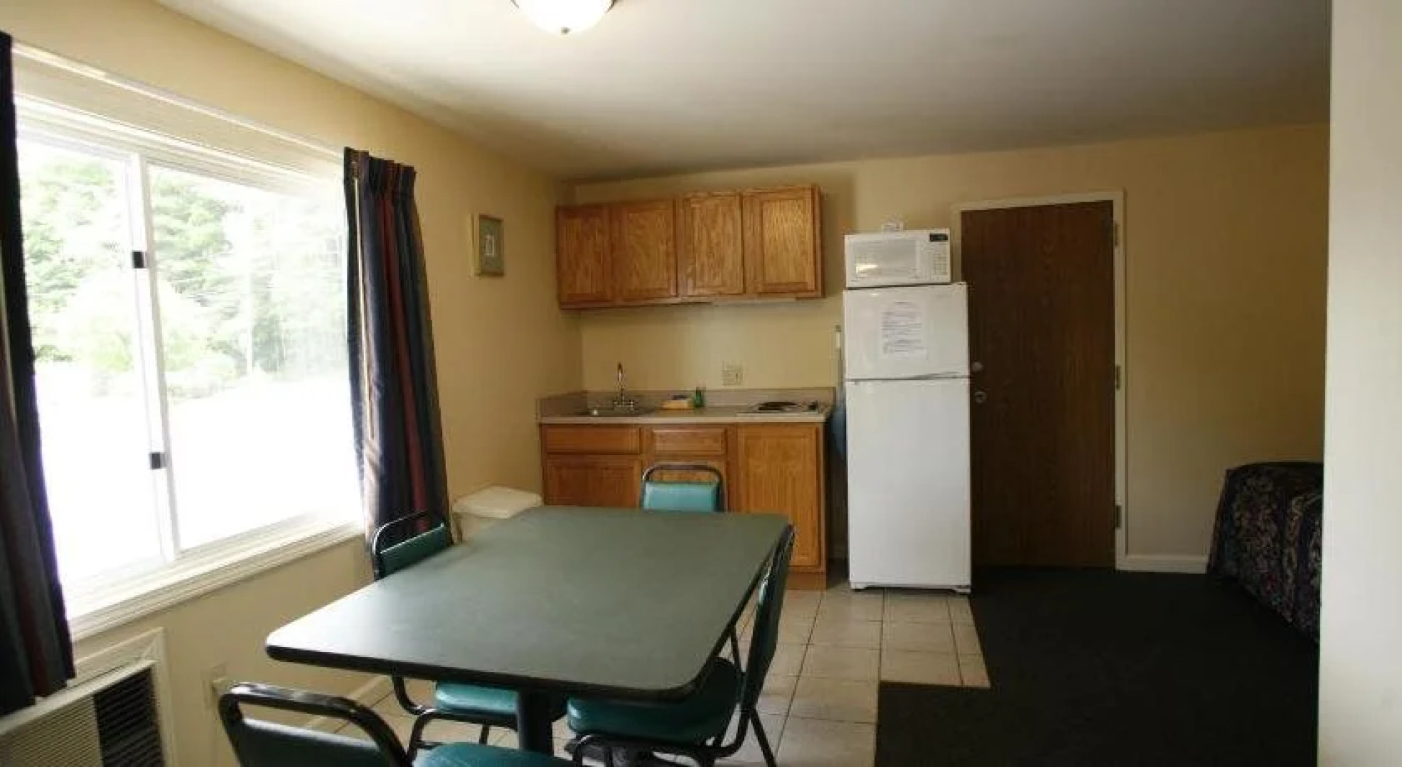 Capri Village Resort