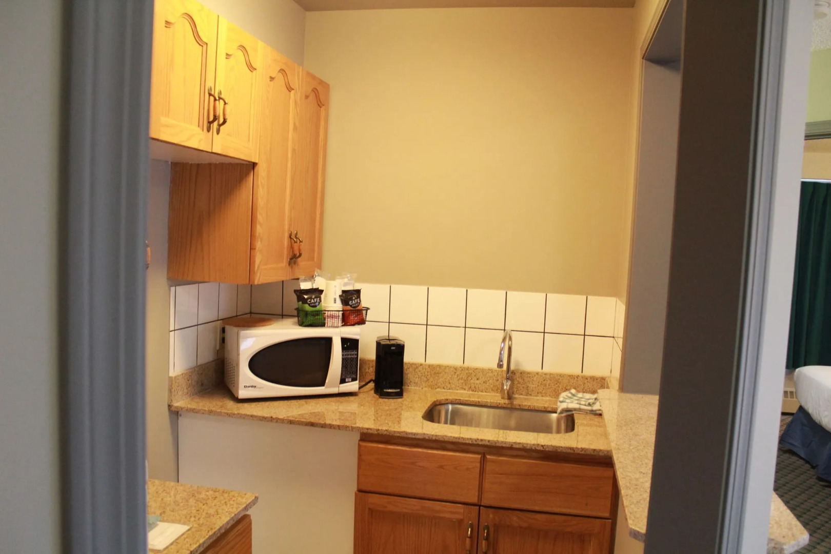 Travelodge by Wyndham Edmonton Airport